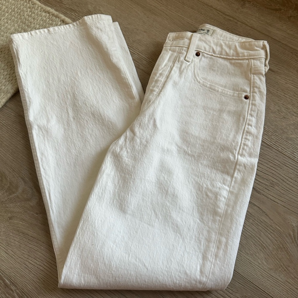 NEW Abercrombie & Fitch 90s Relaxed Jean Curve Love High Rise 25 Short / 0S - Picture 2 of 7
